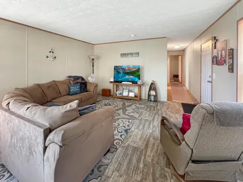 82 Pioneer Trail Garvin MN 56132