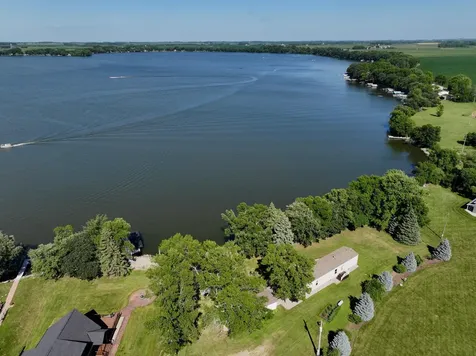 82 Pioneer Trail Garvin MN 56132