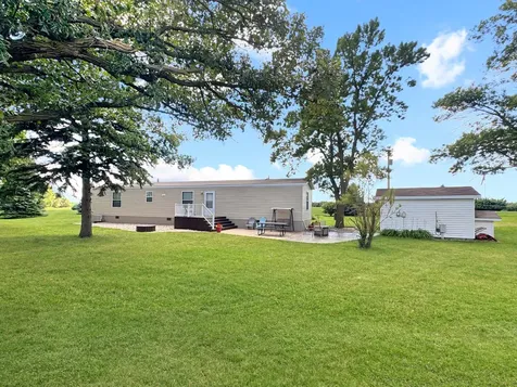 82 Pioneer Trail Garvin MN 56132