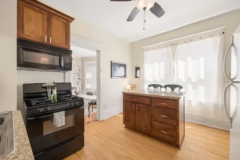 1060 Hague Avenue Saint Paul MN 55104