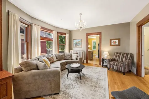 1060 Hague Avenue Saint Paul MN 55104