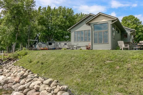 24095 Blue Marina Road Cleveland MN 56017