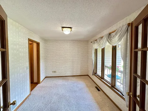 9881 170th Street W Lakeville MN 55044
