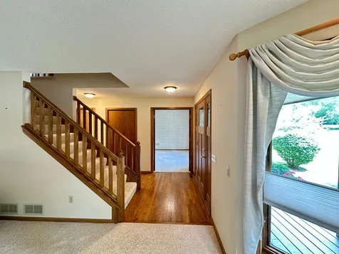 9881 170th Street W Lakeville MN 55044