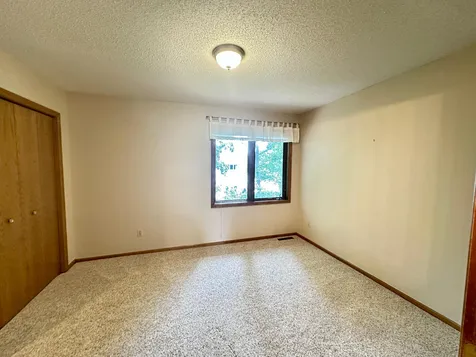 9881 170th Street W Lakeville MN 55044