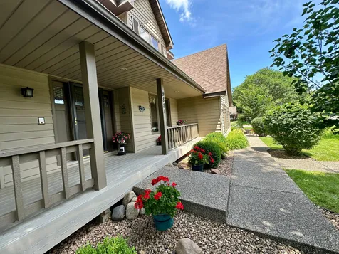 9881 170th Street W Lakeville MN 55044