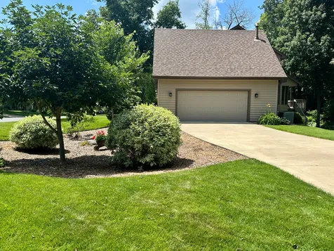 9881 170th Street W Lakeville MN 55044