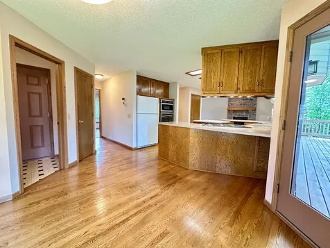 9881 170th Street W Lakeville MN 55044