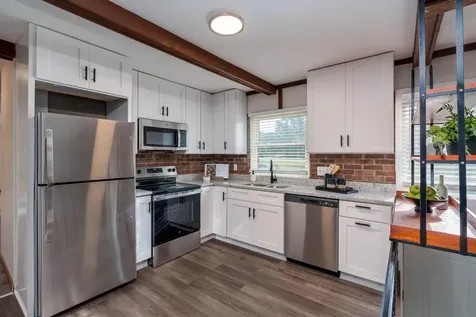 18648 568th Avenue Mankato MN 56001
