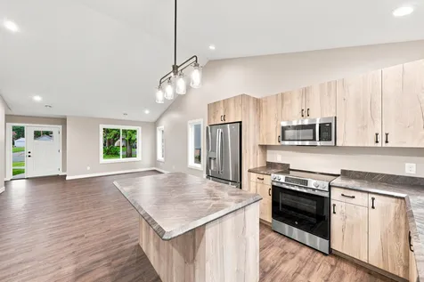 210 S Chestnut Street Belle Plaine MN 56011