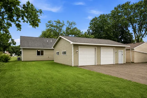 210 S Chestnut Street Belle Plaine MN 56011