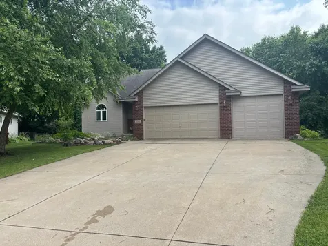 856 Bridle Creek Lane Jordan MN 55352