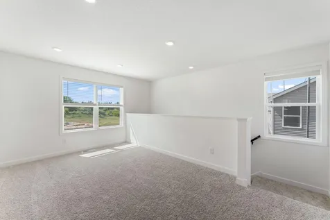 8916 Periwinkle Boulevard Woodbury MN 55129