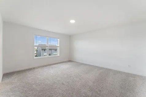 8916 Periwinkle Boulevard Woodbury MN 55129