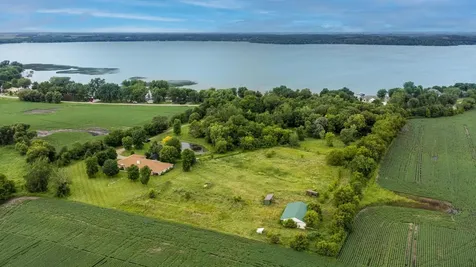 69531-1 213th Street Darwin MN 55324