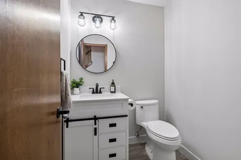 7840 W 100th Street Bloomington MN 55438