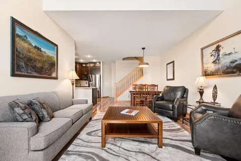 18265 Kerrville Trail Lakeville MN 55044