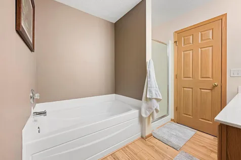 18265 Kerrville Trail Lakeville MN 55044
