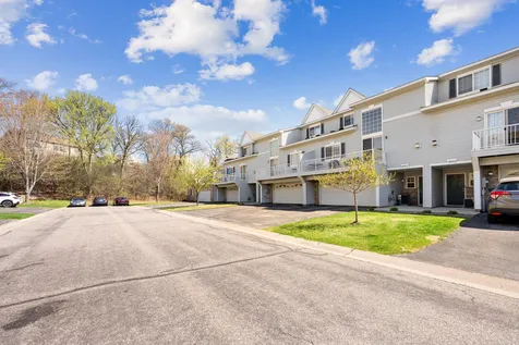 18265 Kerrville Trail Lakeville MN 55044