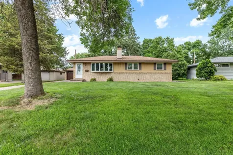 831 Overton Drive NE Fridley MN 55432