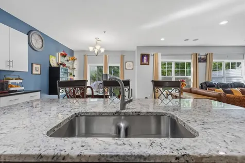 5144 Parker Circle Robbinsdale MN 55422