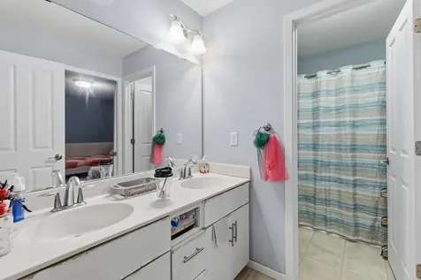 5144 Parker Circle Robbinsdale MN 55422