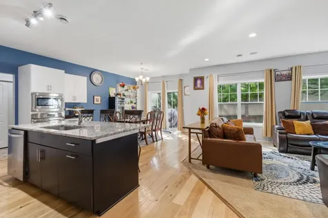 5144 Parker Circle Robbinsdale MN 55422