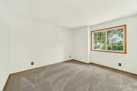 1919 Deerhaven Lane NE Rochester MN 55906