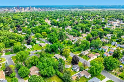 987 Chippewa Avenue Mendota Heights MN 55118
