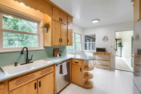 987 Chippewa Avenue Mendota Heights MN 55118