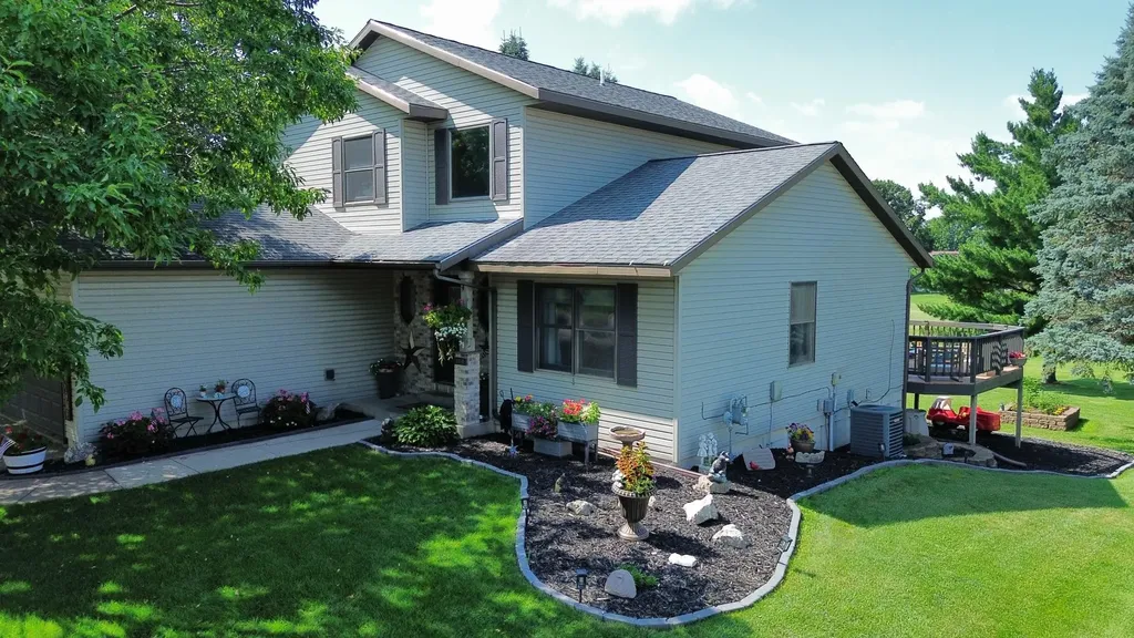 100 Benson Drive Lewiston MN 55952