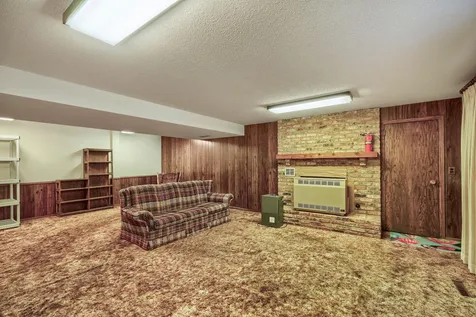 13151 Highway 13 S Savage MN 55378