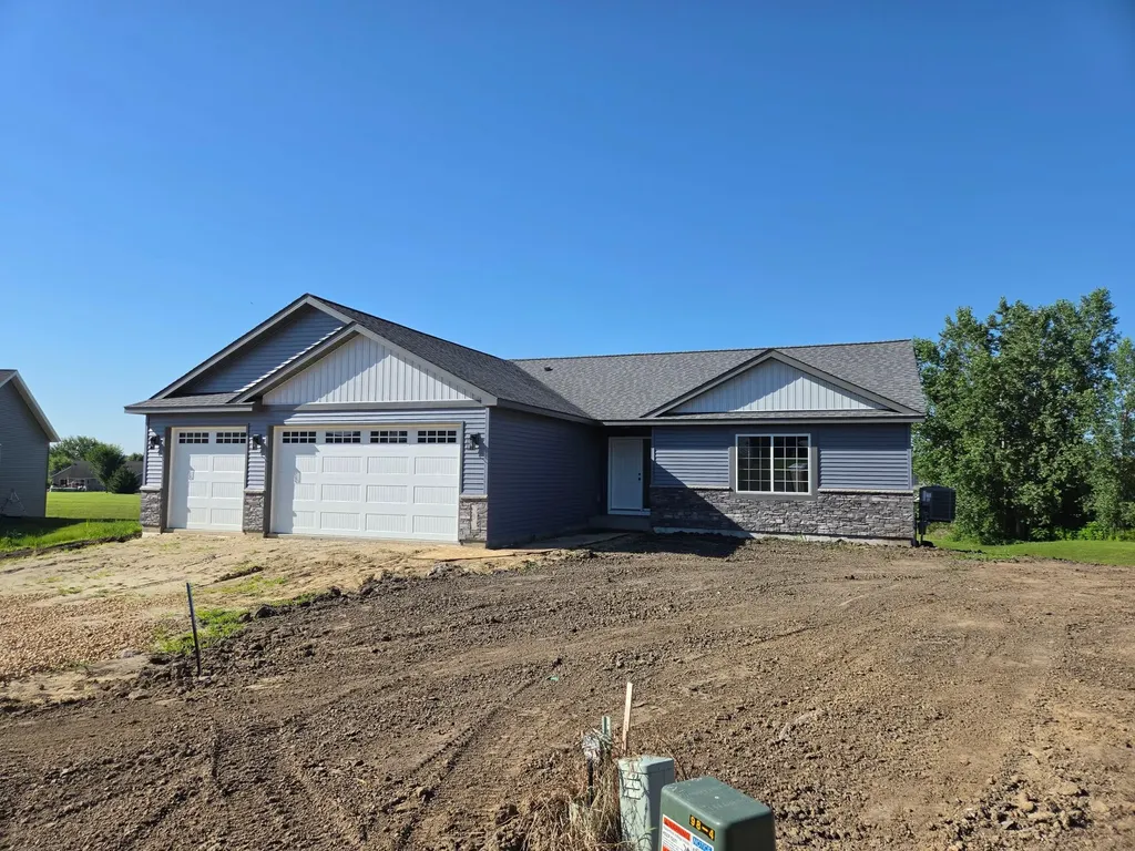 3 Marie Circle Elysian MN 56028