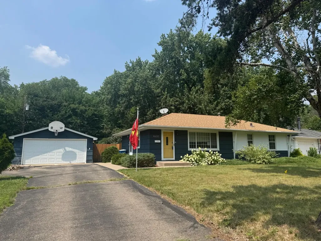 4600 Nord Drive Bloomington MN 55437