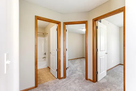 880 Ledgestone Drive Mahtomedi MN 55115