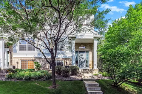880 Ledgestone Drive Mahtomedi MN 55115