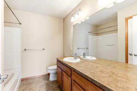 880 Ledgestone Drive Mahtomedi MN 55115