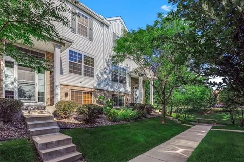 880 Ledgestone Drive Mahtomedi MN 55115