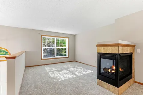 880 Ledgestone Drive Mahtomedi MN 55115