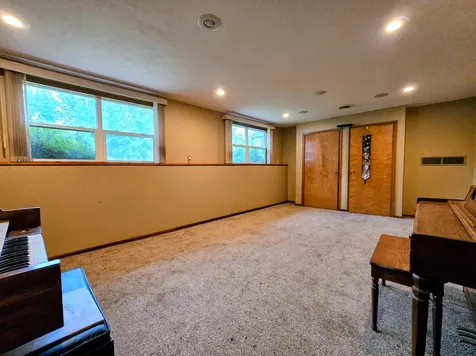 1120 8th Avenue SW Pipestone MN 56164