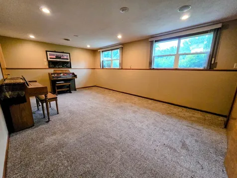 1120 8th Avenue SW Pipestone MN 56164
