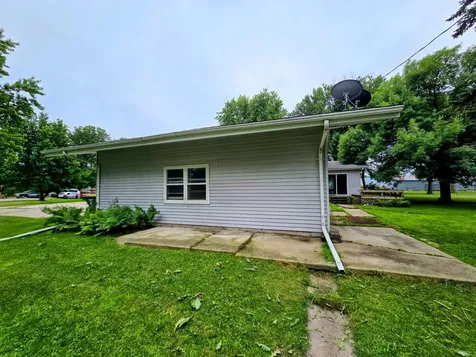 1120 8th Avenue SW Pipestone MN 56164