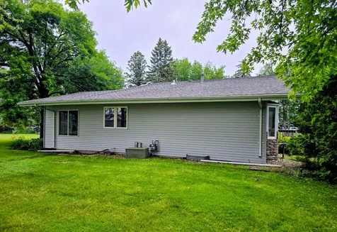 1120 8th Avenue SW Pipestone MN 56164