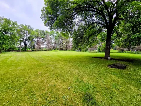 1120 8th Avenue SW Pipestone MN 56164