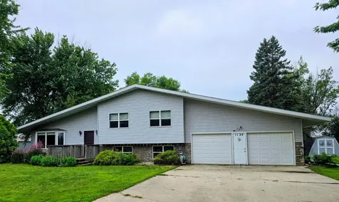 1120 8th Avenue SW Pipestone MN 56164