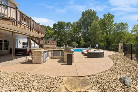 2012 Pine Ridge Drive West Saint Paul MN 55118