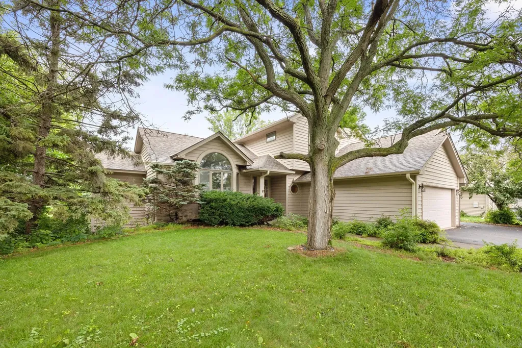 5135 Trenton Lane N Plymouth MN 55442