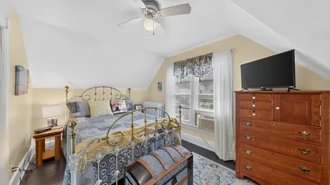 105 Kenilworth Avenue N Lanesboro MN 55949
