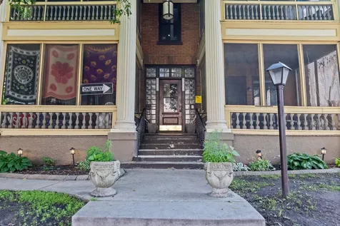 2445 Aldrich Avenue S Minneapolis MN 55405