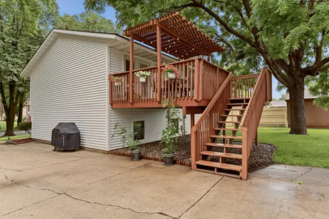 510 16 1/2 Street SE Rochester MN 55904
